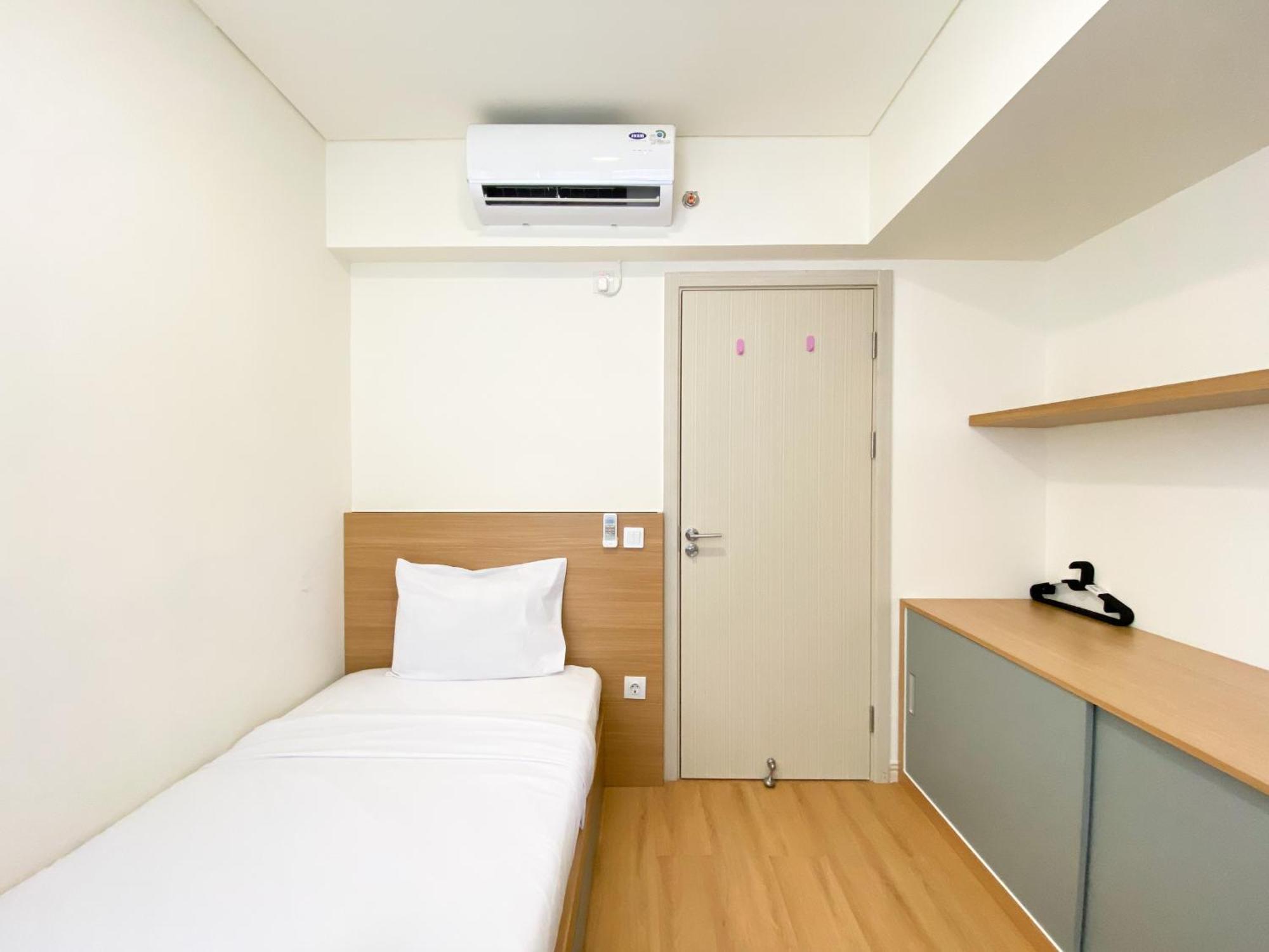 Comfort Living And Warm 3Br At Meikarta Apartment By Travelio Cikarang Exterior foto