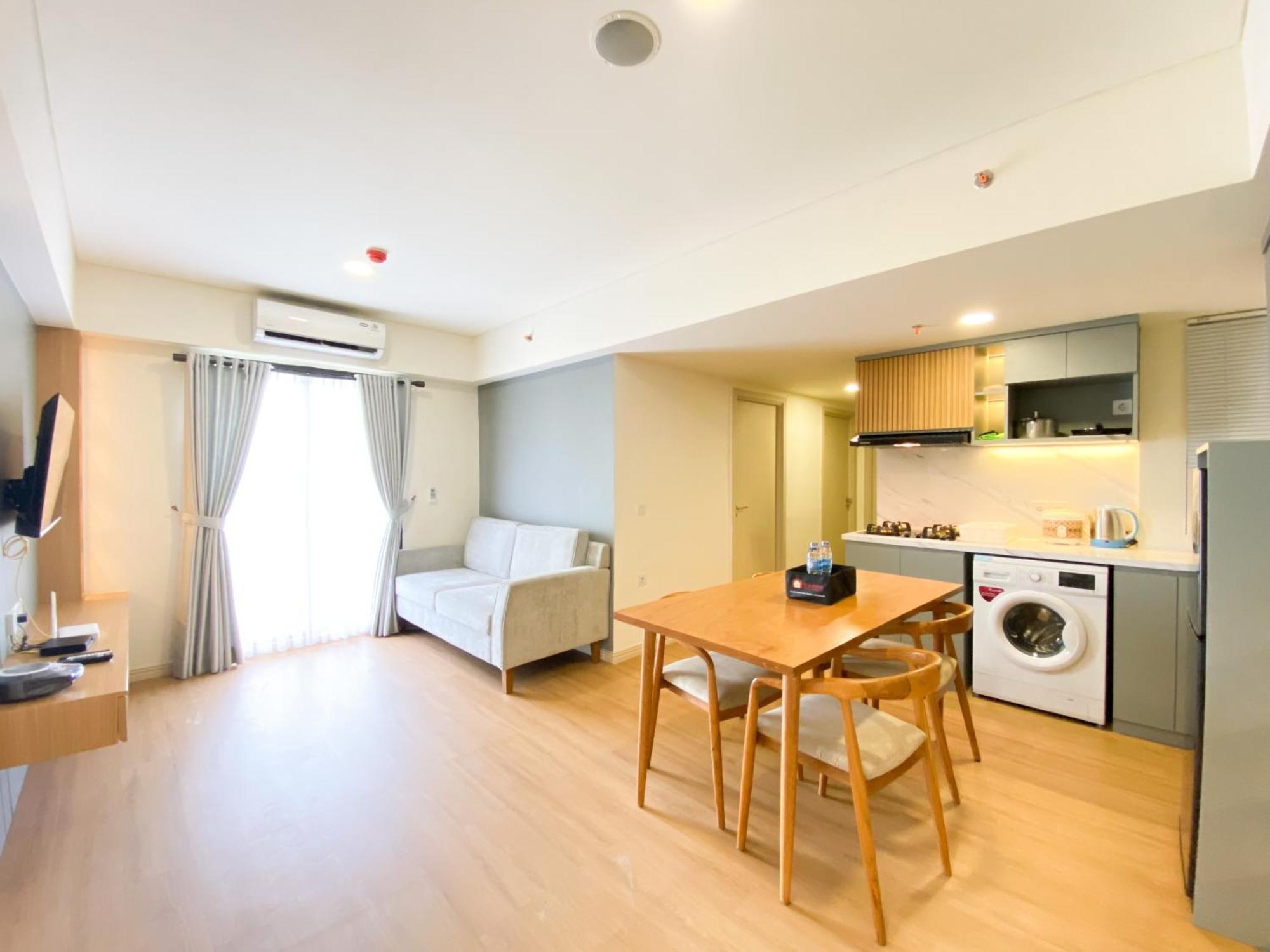 Comfort Living And Warm 3Br At Meikarta Apartment By Travelio Cikarang Exterior foto